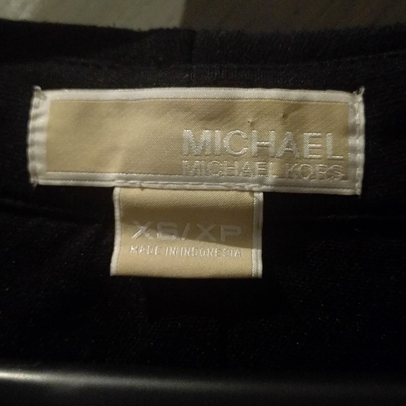 🌺🍀 Beautiful dress by Michael Kors 🌸🌺 - Picture 4 of 10